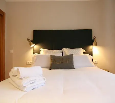 Апартаменты La Coqueta Del Pilar.